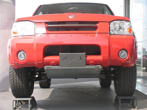 Peito de Aço Nissan Frontier