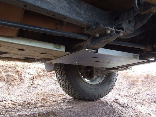 Protetor CX Transferência Mitsubishi L200