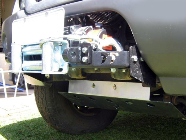 Peito de Aço Mitsubishi L200