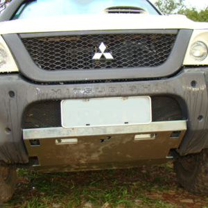 Peito de Aço Mitsubishi L200 Nova Savana - Image 2