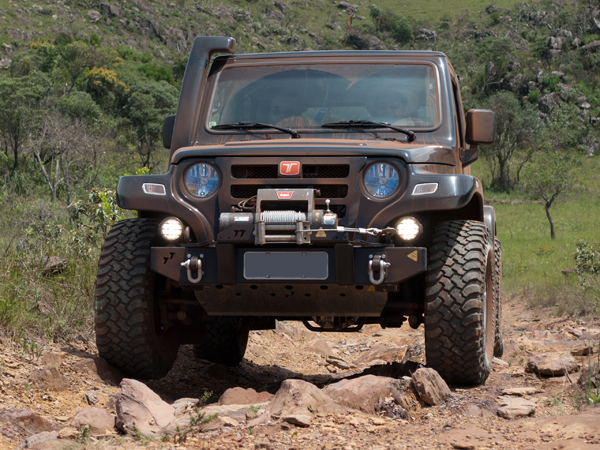 Para-Choque diant. ANGULADO Troller T4 09 a 13