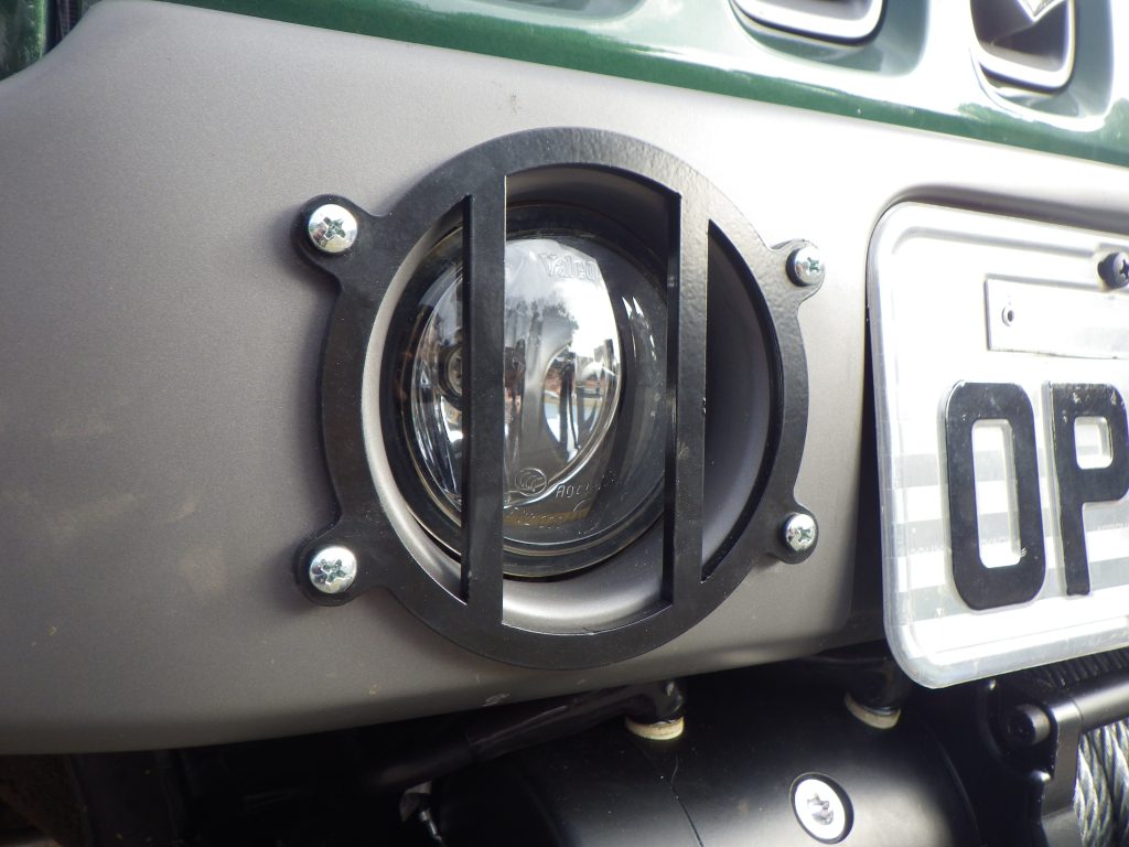 Protetor de Farol Auxiliar Suzuki Jimny 4Sport