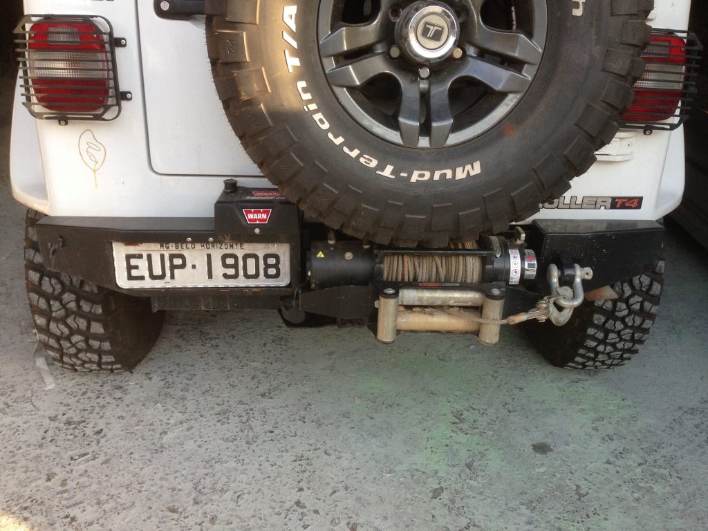Para-Choque Traseiro XTR C/Suporte Guincho Warn Troller