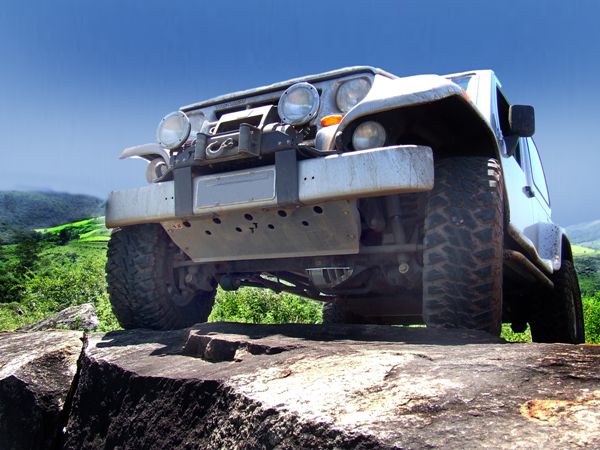 Peito de Aço Troller T4 2003 a 2008