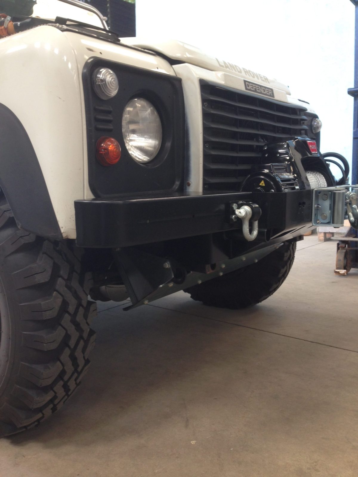 Para-Choque XTREME Land Rover Defender - Image 3