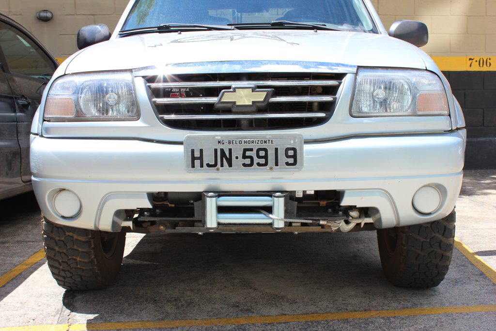 Suporte de Guincho GM TRACKER