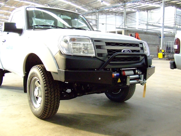 Para-Choque Suporte Guincho Ford Ranger 09 a 12