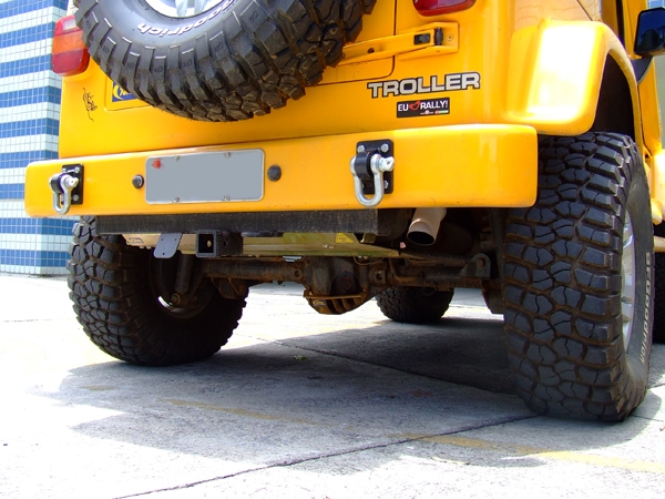 Engate traseiro removível Troller T4 02 a 13
