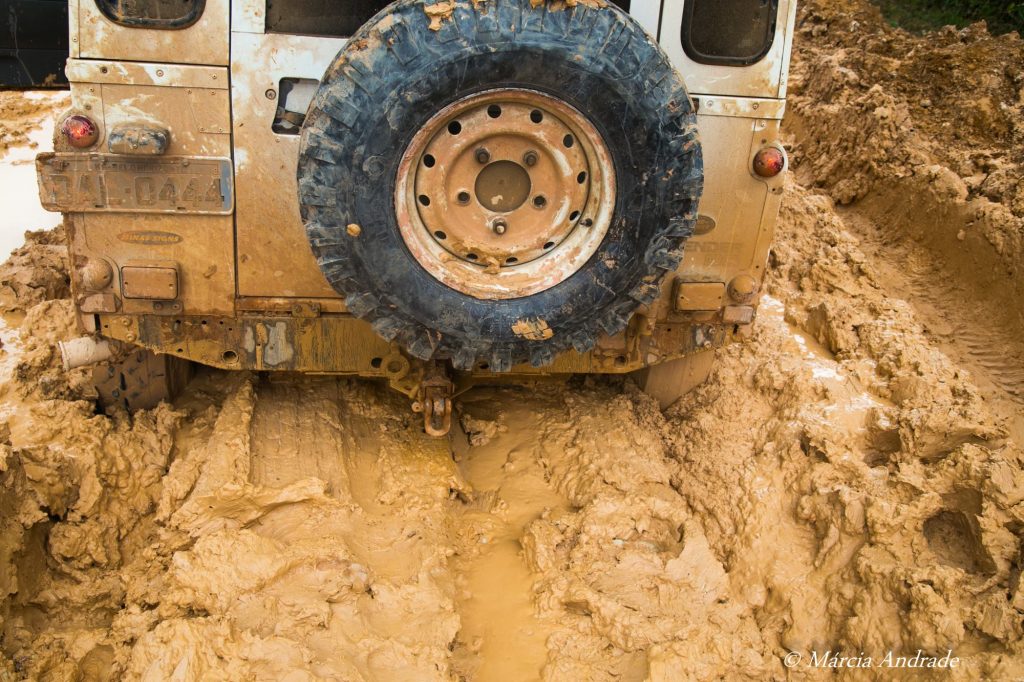 Engate traseiro removível LR Defender - Image 2