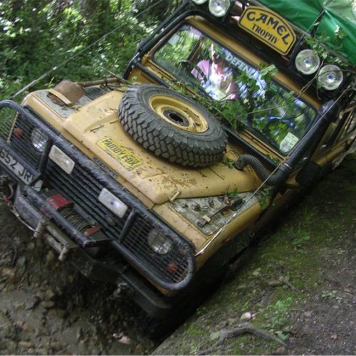 Suporte Estepe Capô Land Rover Defender