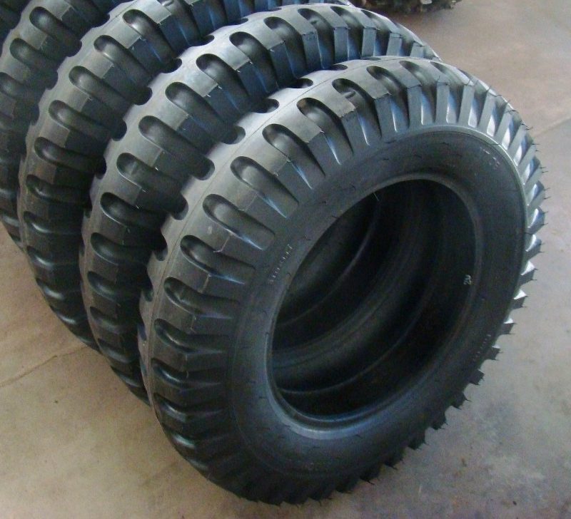 Pneu Pirelli 6.50X16 Militar